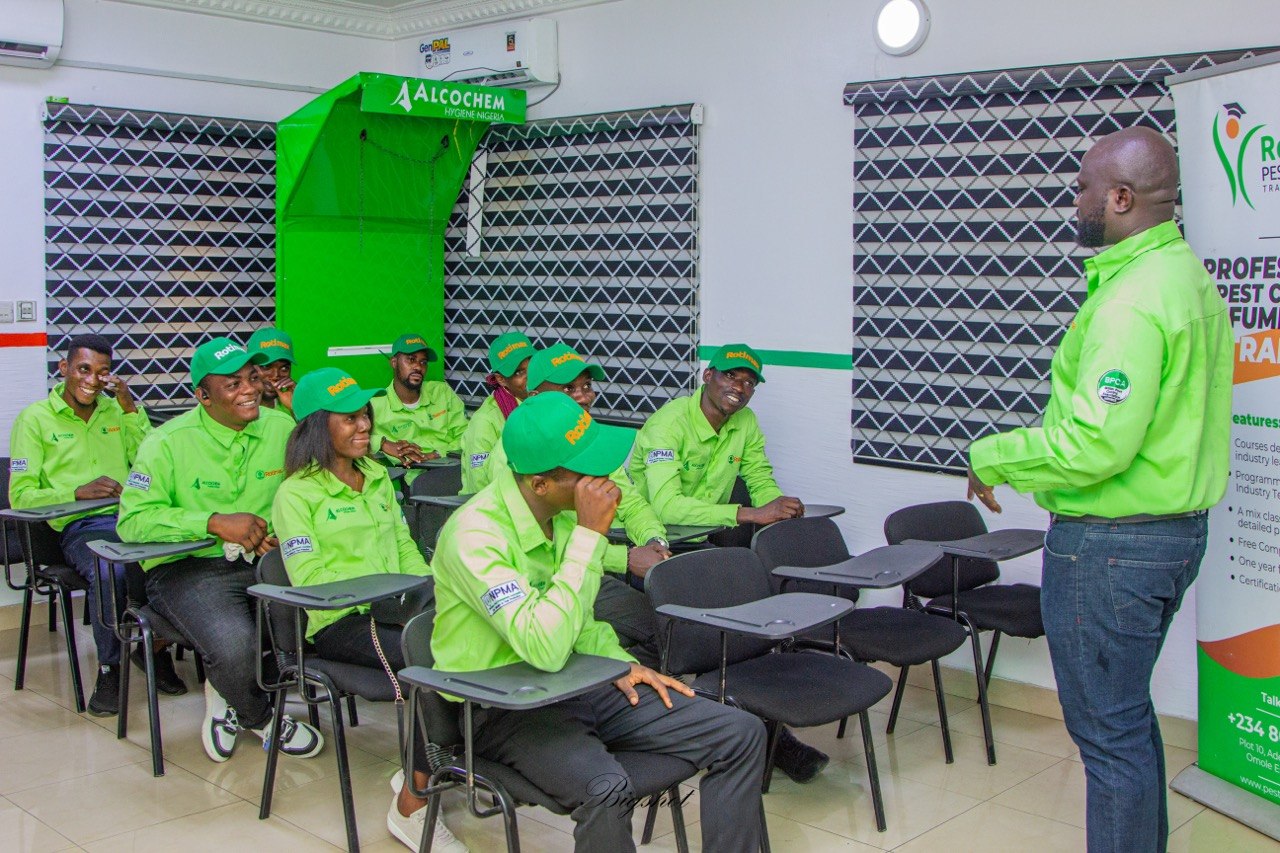 Rotimax trainees during a practical pest-management lesson